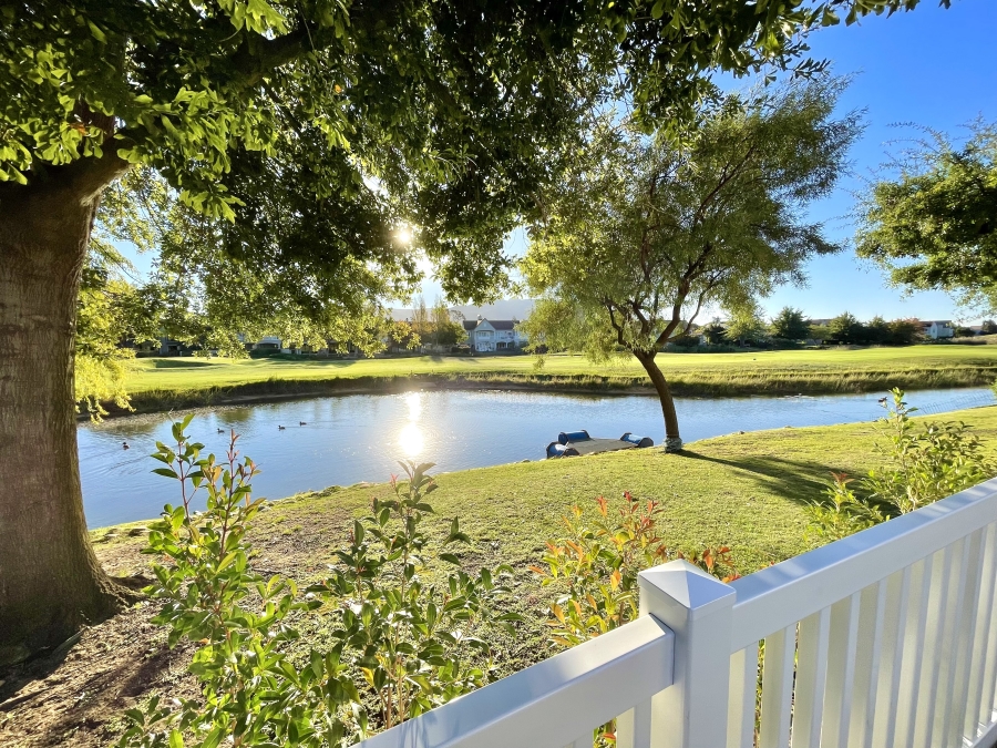 4 Bedroom Property for Sale in Boschenmeer Golf Country Estate Western Cape